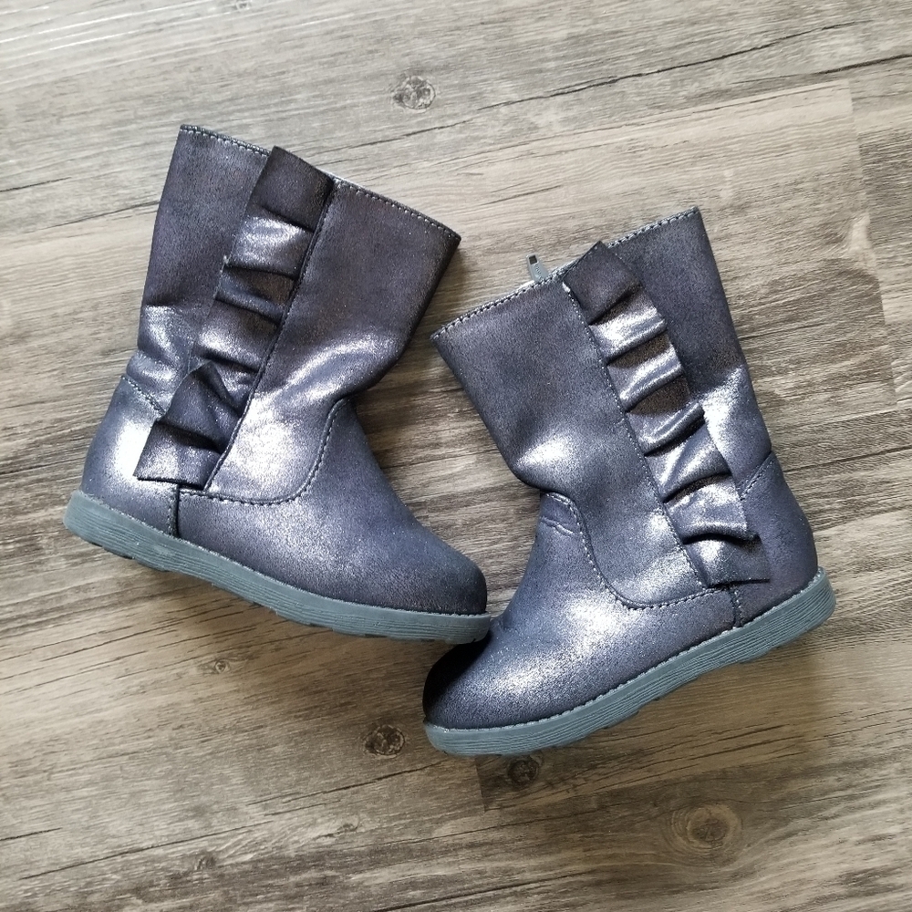 Cat & Jack Metallic Shimmer Ruffle Boots - Picture 4 of 7